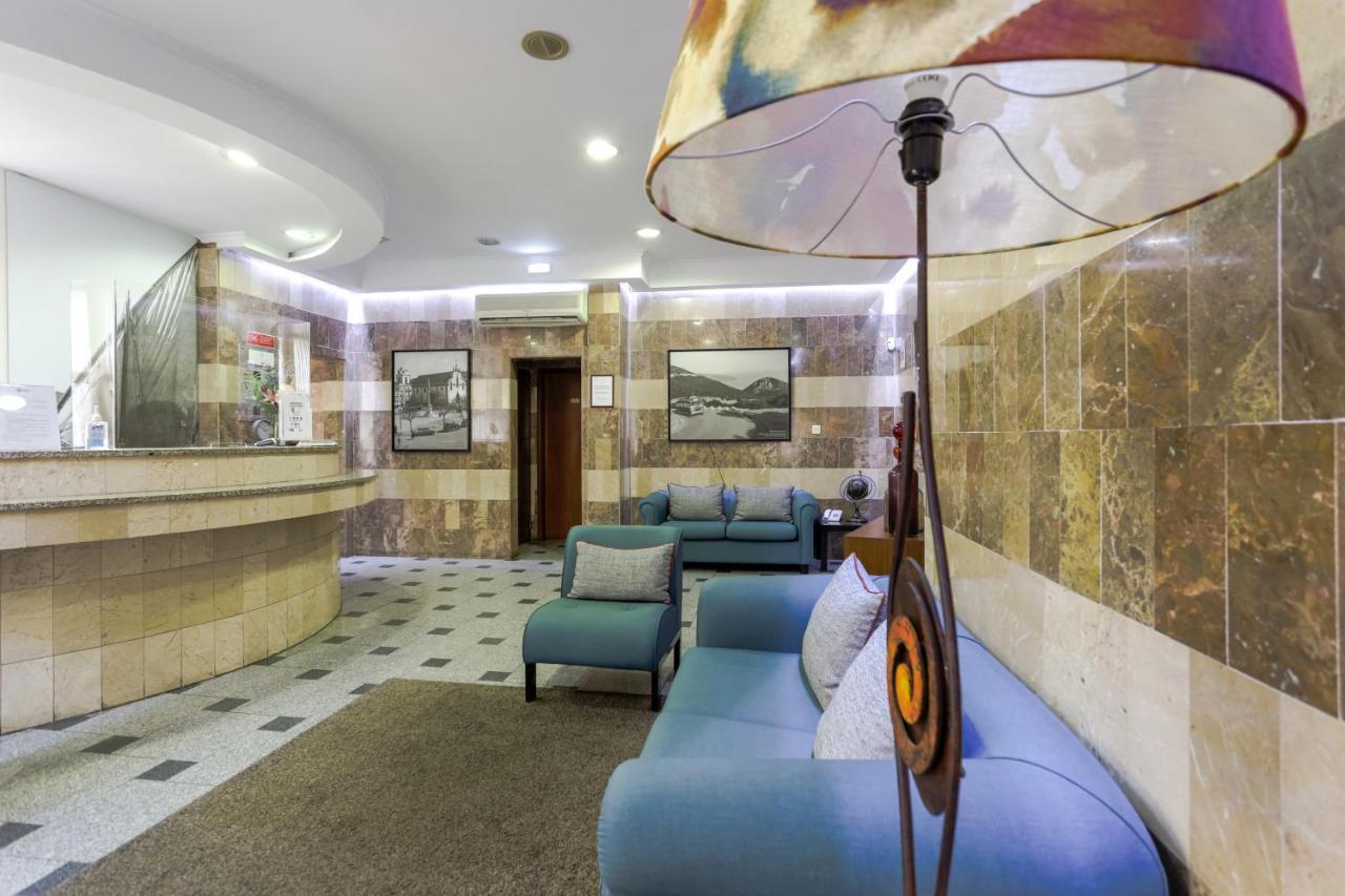 Hotel Arangues Сетубал Экстерьер фото